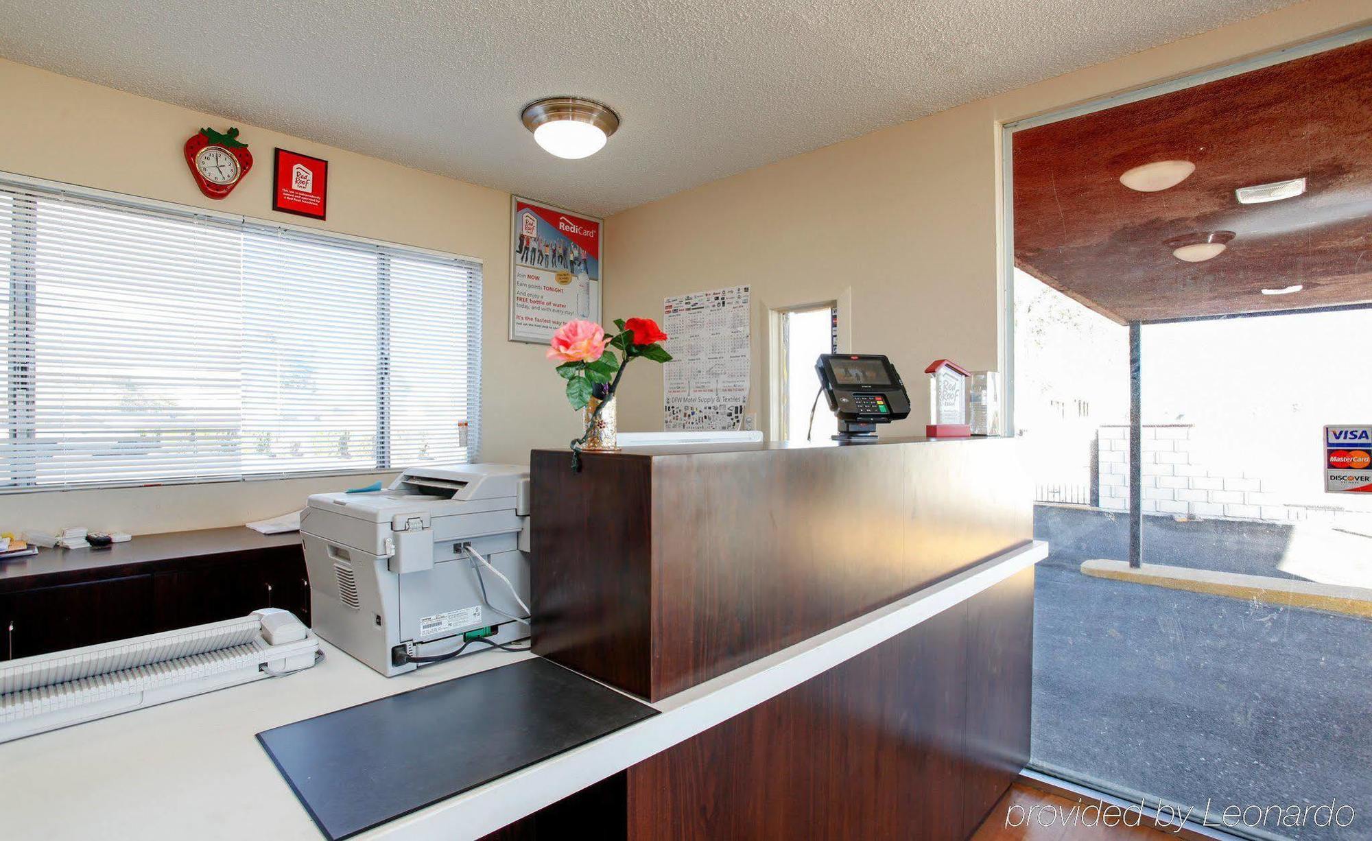 Red Roof Inn Mojave Exterior photo